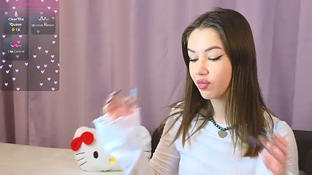 Snapshot of ellie_kramer chatting on October 2025 06:53:02 PM ellie kramer online show from October 2025 06:53:02 PM