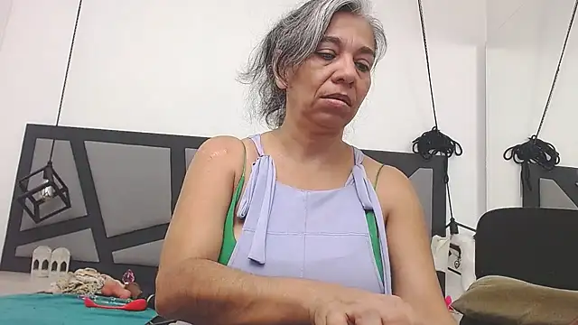 chanel grant online show from October 2025 06:43:01 PM