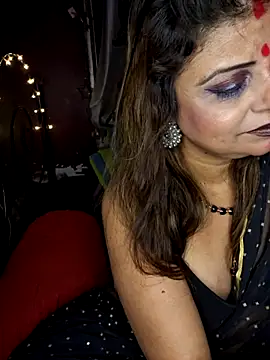 Snapshot of Maaya66 chatting on November 2025 07:01:02 PM Maaya66 online show from November 2025 07:01:02 PM