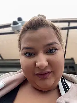 AllysonK online show from December 2024 09:19:02 AM