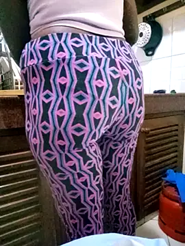 zainabsmile online show from October 2025 03:21:02 PM