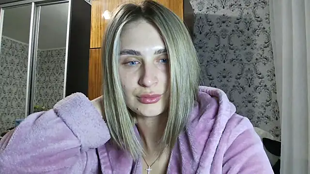 Snapshot of Jessie_August chatting on February 2025 08:11:02 PM Jessie August online show from February 2025 08:11:02 PM
