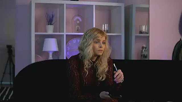 Snapshot of BritneyHudson chatting on February 2025 05:03:02 AM BritneyHudson online show from February 2025 05:03:02 AM