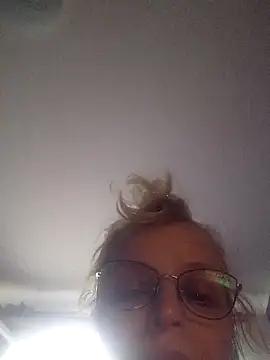 Snapshot of BritneyHudson chatting on September 2025 06:15:01 AM BritneyHudson online show from September 2025 06:15:01 AM