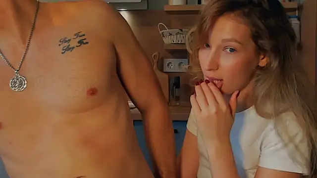  Lora Palmer online show from October 2025 10:06:01 AM