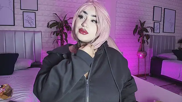 bella-green online show from September 2025 07:07:02 PM