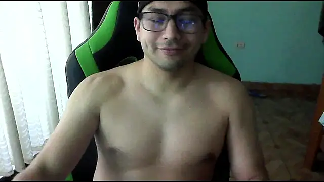 Snapshot of Allen_ibe chatting on November 2025 08:29:02 PM Allen ibe online show from November 2025 08:29:02 PM