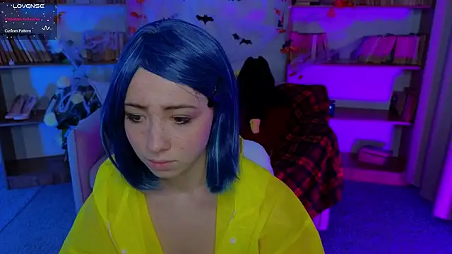 Hayle Hill online show from October 2025 03:19:01 AM