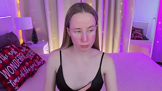Cassie Kelman online show from December 2024 03:00:02 AM