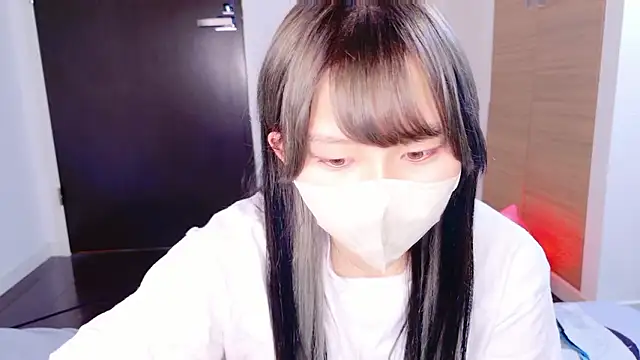 Snapshot of senachinnn chatting on October 2025 08:48:01 AM senachinnn online show from October 2025 08:48:01 AM