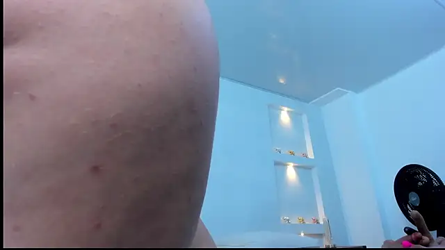 Dalia-Prada online show from September 2025 04:50:01 AM