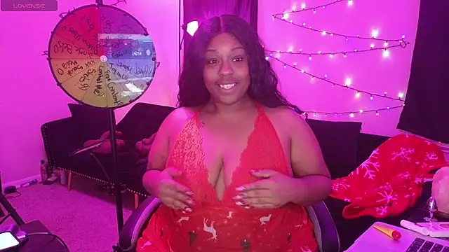 Snapshot of cheriserozequeen chatting on December 2024 05:29:02 AM cheriserozequeen online show from December 2024 05:29:02 AM