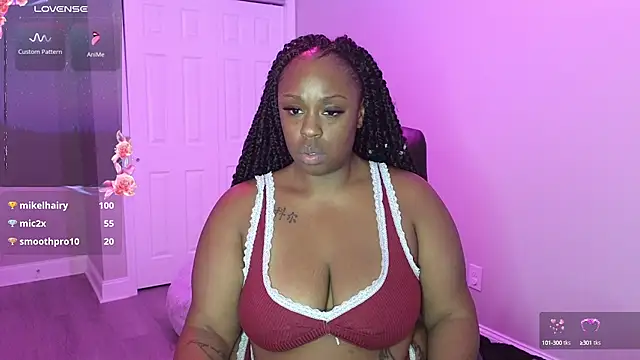 Snapshot of cheriserozequeen chatting on October 2025 09:02:01 PM cheriserozequeen online show from October 2025 09:02:01 PM