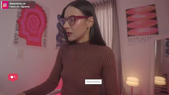 Snapshot of DanyNova_Co chatting on September 2025 09:15:01 PM DanyNova Co online show from September 2025 09:15:01 PM