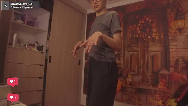 Snapshot of DanyNova_Co chatting on September 2025 09:06:02 PM DanyNova Co online show from September 2025 09:06:02 PM