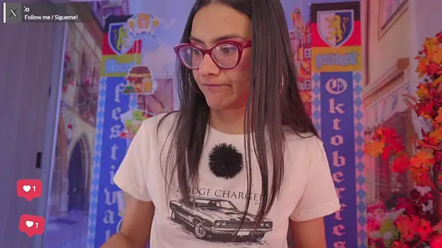 Snapshot of DanyNova_Co chatting on October 2025 09:13:02 PM DanyNova Co online show from October 2025 09:13:02 PM