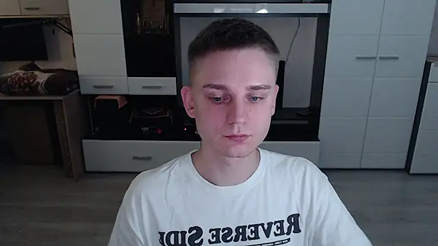 Snapshot of angryzan chatting on October 2025 08:22:02 AM angryzan online show from October 2025 08:22:02 AM