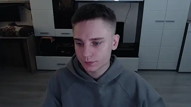 Snapshot of angryzan chatting on October 2025 04:54:01 AM angryzan online show from October 2025 04:54:01 AM