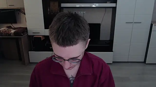 Snapshot of angryzan chatting on October 2025 05:18:01 AM angryzan online show from October 2025 05:18:01 AM