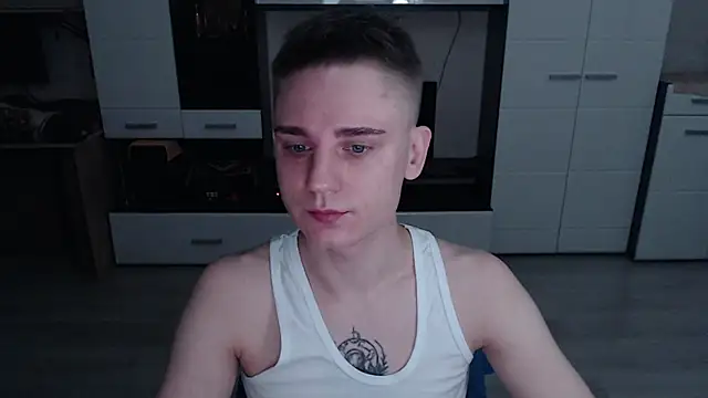 Snapshot of angryzan chatting on October 2025 04:35:02 AM angryzan online show from October 2025 04:35:02 AM