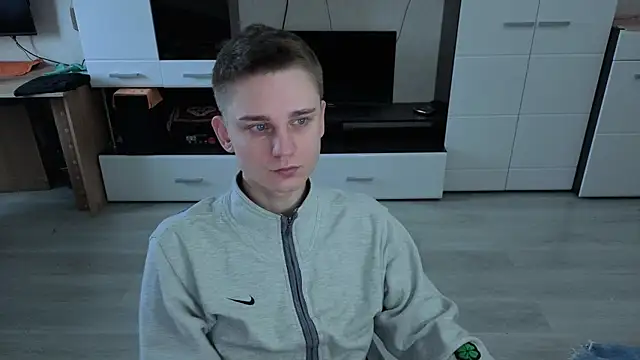 Snapshot of angryzan chatting on November 2025 07:18:02 AM angryzan online show from November 2025 07:18:02 AM