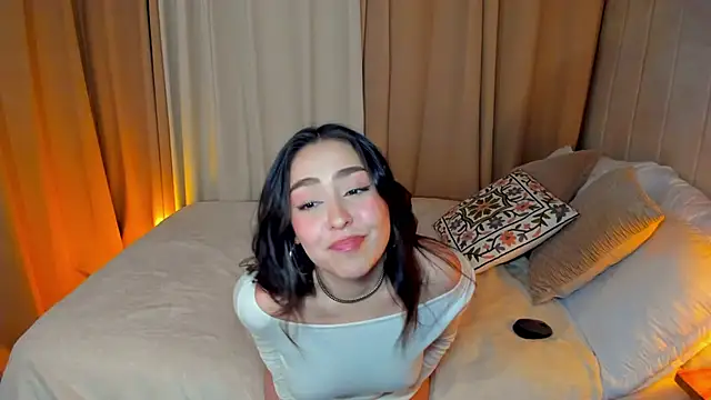 SofiMeza online show from February 2025 05:52:02 PM