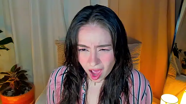 SofiMeza online show from March 2025 03:12:02 PM