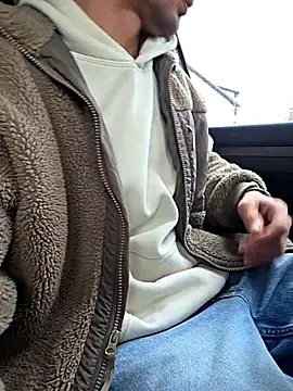 Snapshot of Zeefy chatting on October 2025 08:47:01 AM Zeefy online show from October 2025 08:47:01 AM