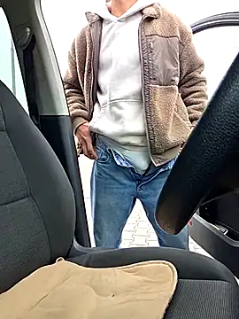 Snapshot of Zeefy chatting on November 2025 08:25:01 AM Zeefy online show from November 2025 08:25:01 AM