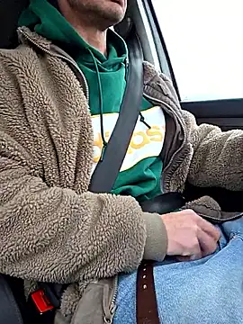 Snapshot of Zeefy chatting on November 2025 07:31:02 AM Zeefy online show from November 2025 07:31:02 AM