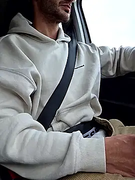 Snapshot of Zeefy chatting on November 2025 08:02:02 AM Zeefy online show from November 2025 08:02:02 AM