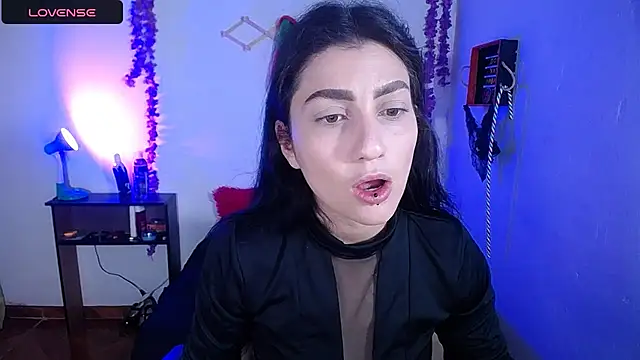 sophy rock online show from December 2024 09:23:01 PM