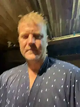 Snapshot of sexycouple109 chatting on December 2024 06:43:02 PM sexycouple109 online show from December 2024 06:43:02 PM