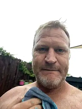 Snapshot of sexycouple109 chatting on January 2025 05:00:02 PM sexycouple109 online show from January 2025 05:00:02 PM