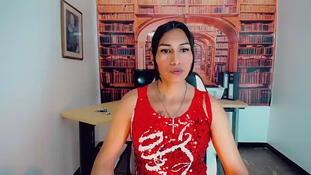 khiara moretti online show from December 2024 07:28:01 PM