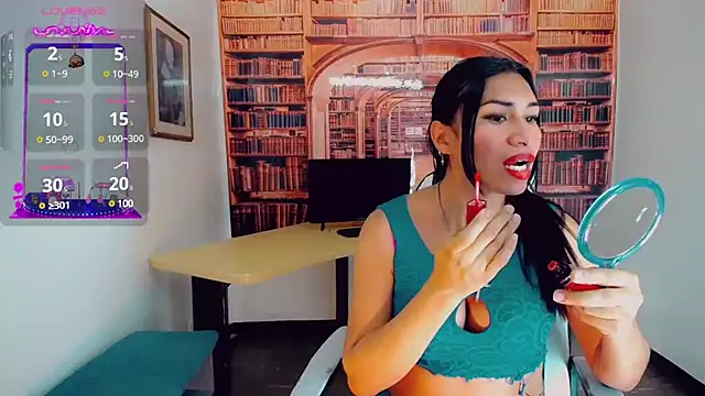 khiara moretti online show from December 2024 07:32:02 PM