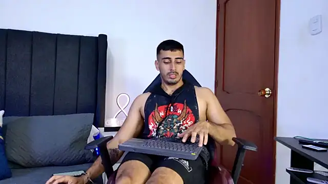 Snapshot of muscle_ares chatting on November 2025 11:49:02 PM muscle ares online show from November 2025 11:49:02 PM