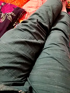 Snapshot of Shoni__ chatting on September 2025 11:12:01 AM Shoni online show from September 2025 11:12:01 AM