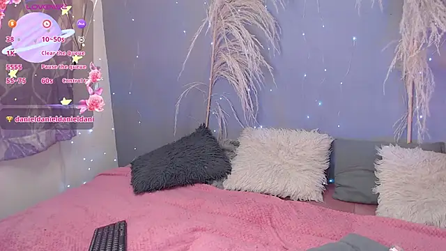 sussiee garden online show from January 2025 01:52:01 PM