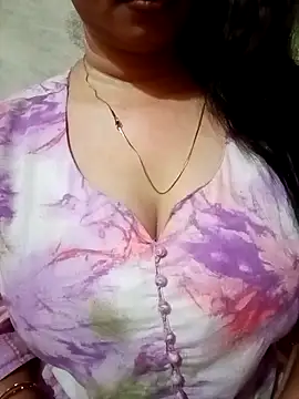 Snapshot of Jaanu_Jaanvi chatting on October 2025 07:58:02 PM Jaanu Jaanvi online show from October 2025 07:58:02 PM