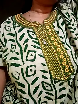 Snapshot of Jaanu_Jaanvi chatting on November 2025 08:18:01 PM Jaanu Jaanvi online show from November 2025 08:18:01 PM