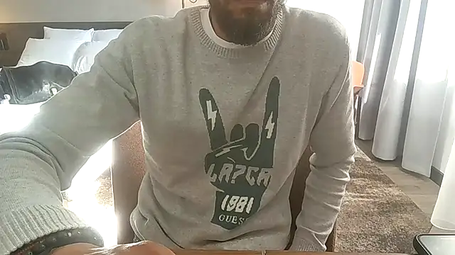 MonKeeees online show from September 2025 02:51:01 PM