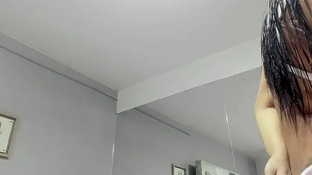 Sara Greey online show from March 2025 12:44:02 PM