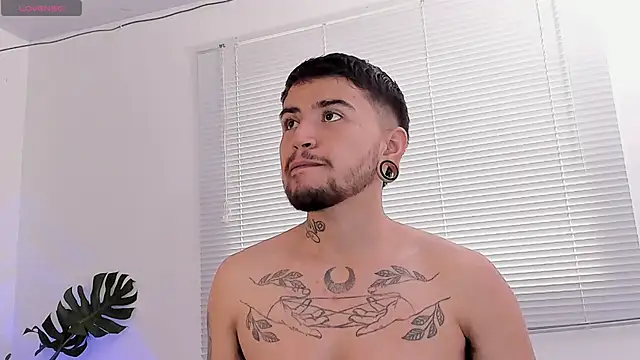 ftmphilip  online show from October 2025 03:55:02 PM