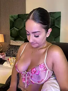 GabriellaFerrer online show from December 2024 11:12:01 AM