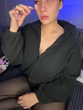 Snapshot of GabriellaFerrer chatting on October 2025 10:05:02 AM GabriellaFerrer online show from October 2025 10:05:02 AM