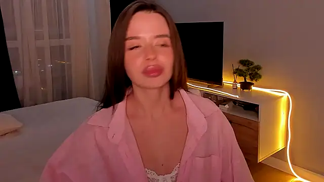 AmeliaBrian online show from December 2024 07:52:02 PM