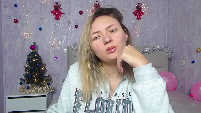 SallyVerda online show from December 2024 06:42:02 PM