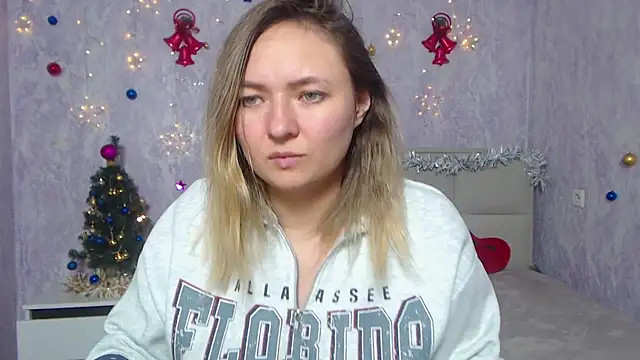 SallyVerda online show from December 2024 04:30:02 AM
