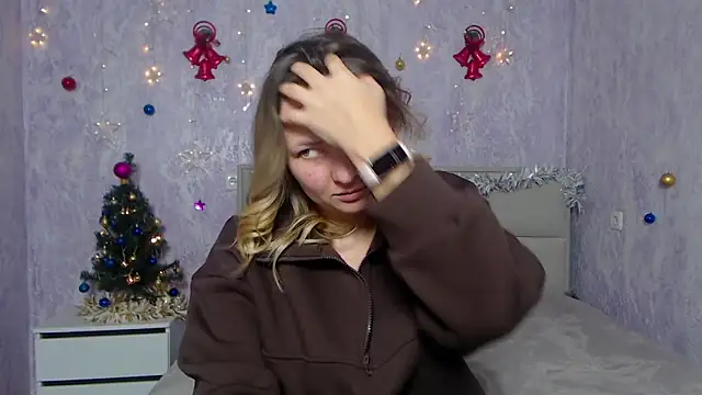SallyVerda online show from January 2025 06:30:01 PM